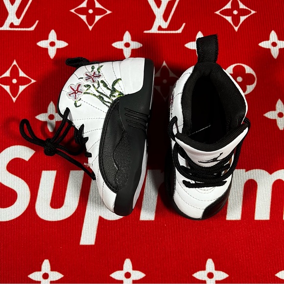 ❤️like new little jordan 12 floral size 5C - Picture 5 of 6